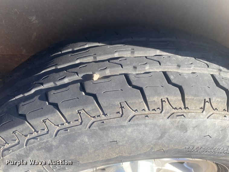 image for item IG9792 2010 United Express  enclosed cargo trailer