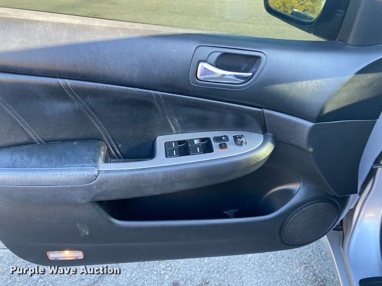 image for item JA9039 2004 Honda Accord