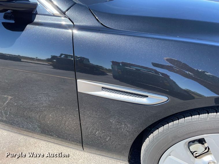 image for item JC9919 2020 Jaguar P250 XE