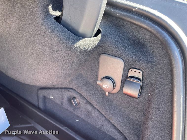 image for item JC9919 2020 Jaguar P250 XE