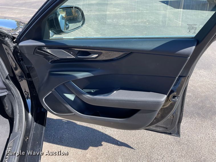 image for item JC9919 2020 Jaguar P250 XE