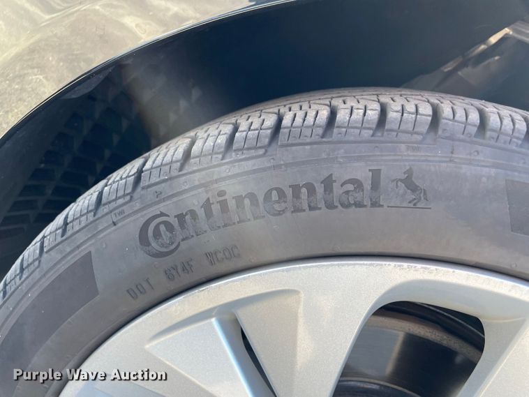 image for item JC9919 2020 Jaguar P250 XE