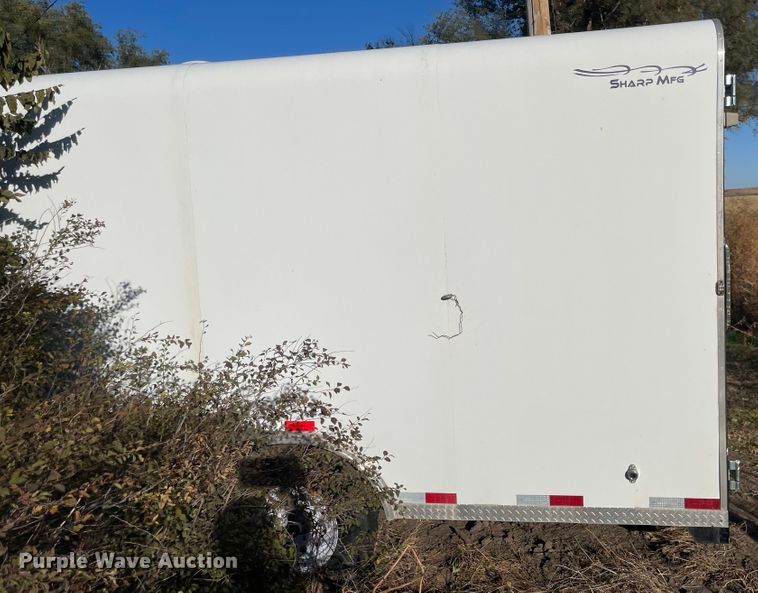image for item JD9211 2013 Sharp  spray foam trailer