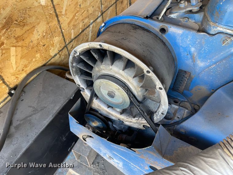 image for item JD9211 2013 Sharp  spray foam trailer