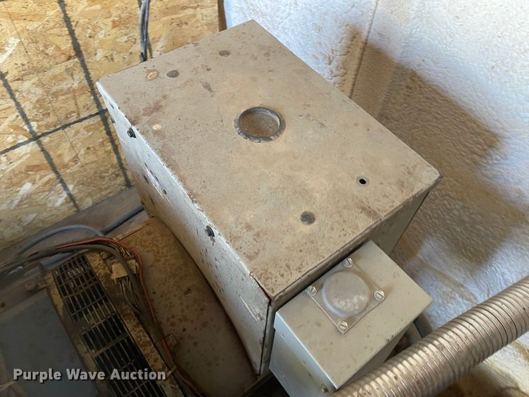 image for item JD9211 2013 Sharp  spray foam trailer