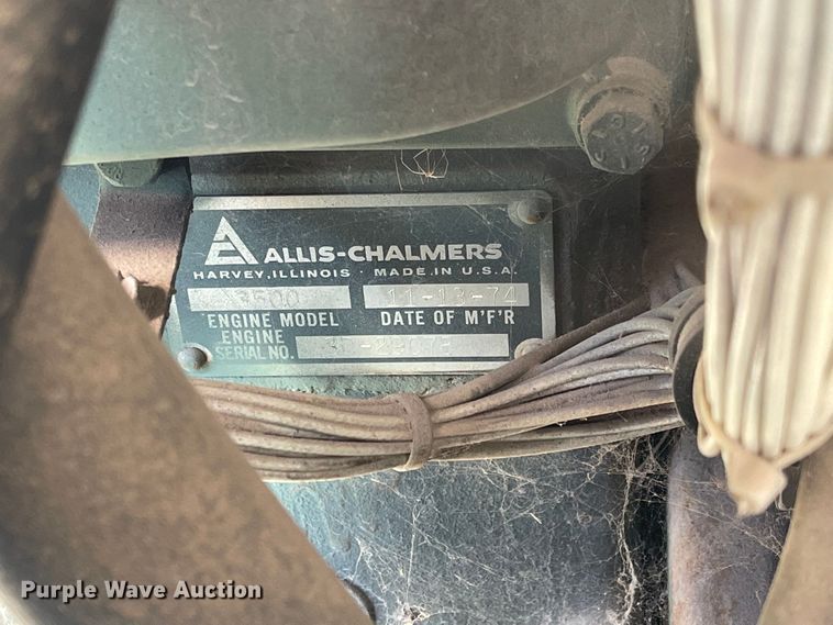 image for item JD9211 2013 Sharp  spray foam trailer