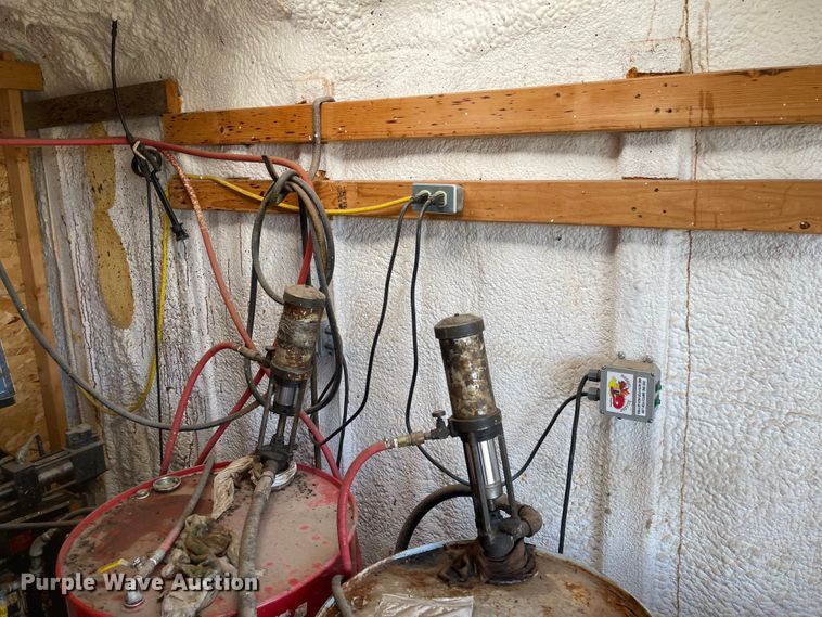 image for item JD9211 2013 Sharp  spray foam trailer