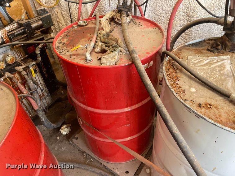 image for item JD9211 2013 Sharp  spray foam trailer