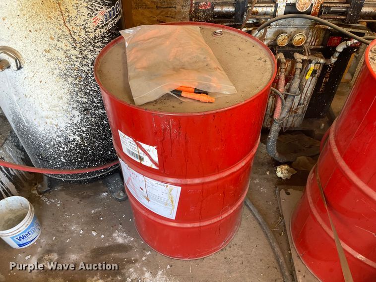 image for item JD9211 2013 Sharp  spray foam trailer