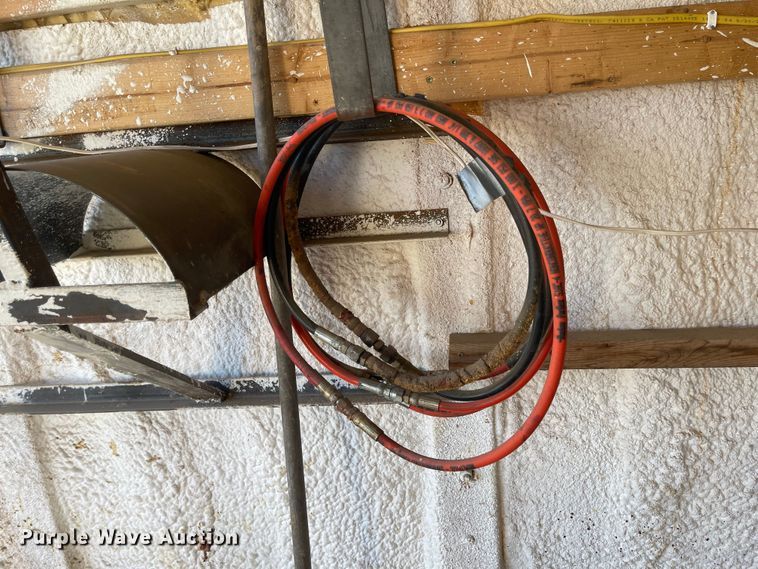 image for item JD9211 2013 Sharp  spray foam trailer