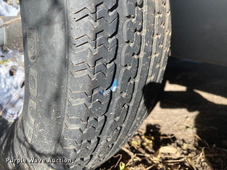 image for item JD9211 2013 Sharp  spray foam trailer