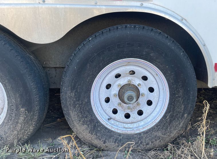 image for item JD9211 2013 Sharp  spray foam trailer