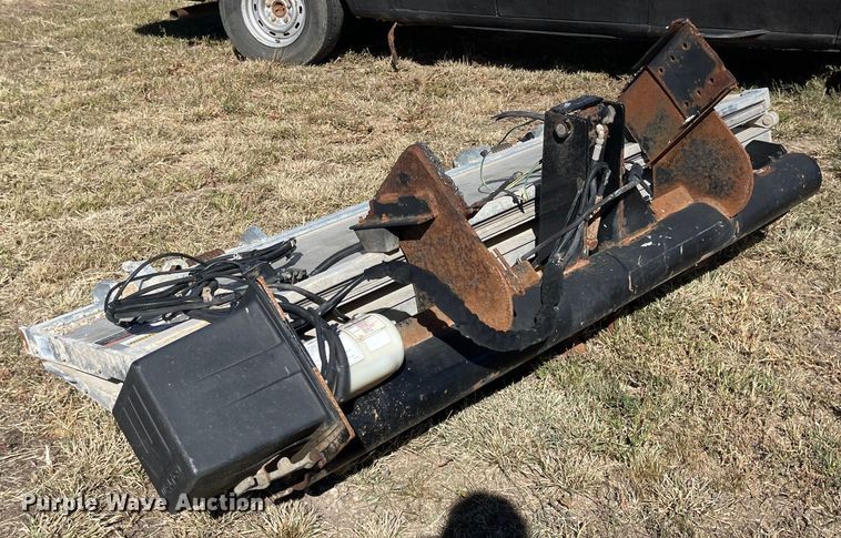 image for item JD9212 End gate lift