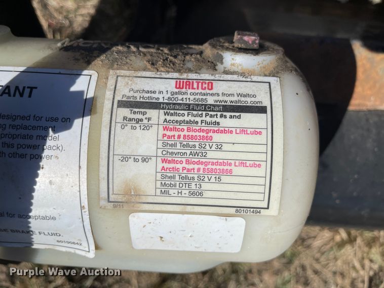 image for item JD9212 End gate lift