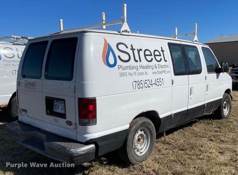 image for item JD9213 2003 Ford E150  van