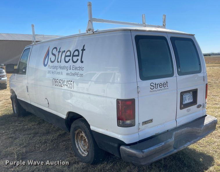 image for item JD9213 2003 Ford E150  van