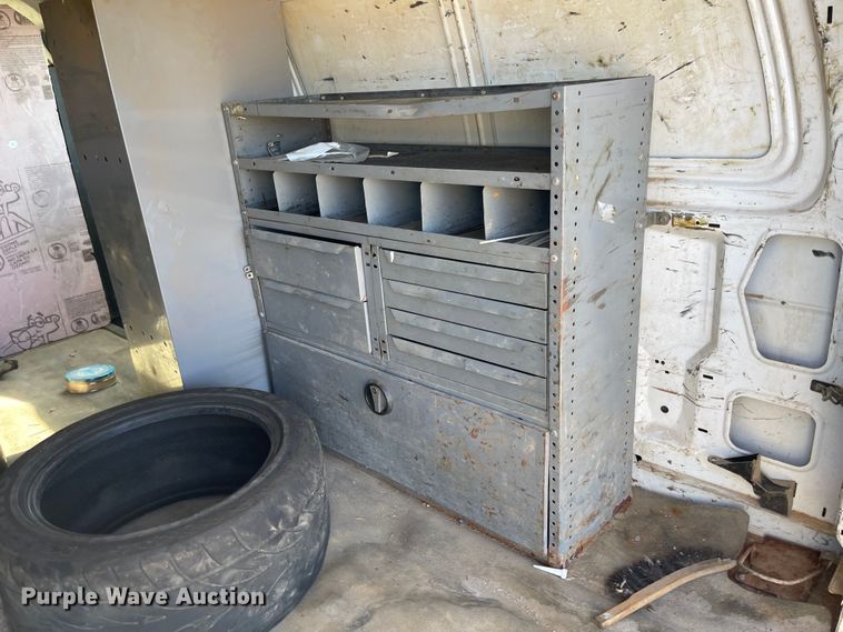 image for item JD9214 2004 Ford E150  van