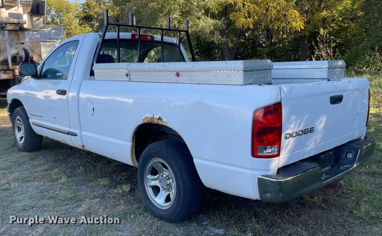image for item JD9219 2004 Dodge Ram 1500  pickup truck