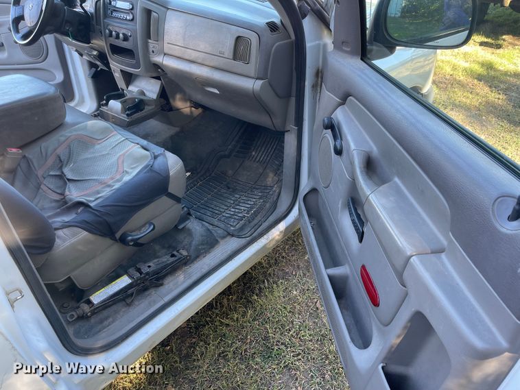 image for item JD9219 2004 Dodge Ram 1500  pickup truck