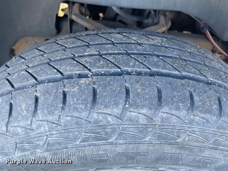 image for item JD9219 2004 Dodge Ram 1500  pickup truck