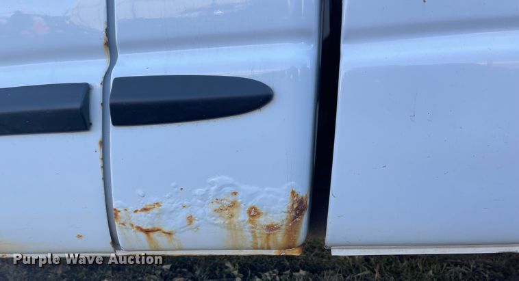 image for item JD9219 2004 Dodge Ram 1500  pickup truck