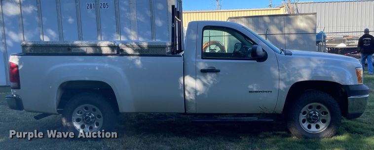 image for item JD9220 2011 GMC Sierra 1500  pickup truck