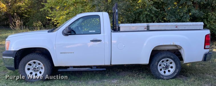 image for item JD9220 2011 GMC Sierra 1500  pickup truck