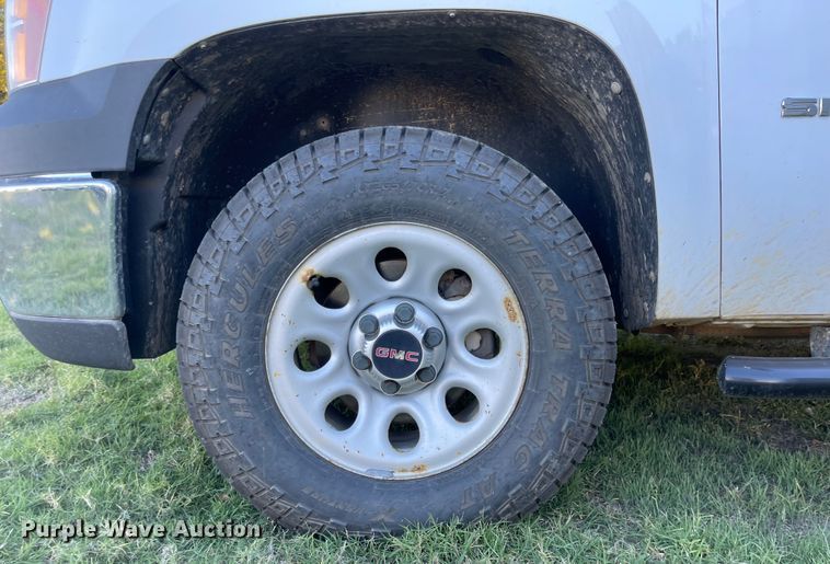 image for item JD9220 2011 GMC Sierra 1500  pickup truck