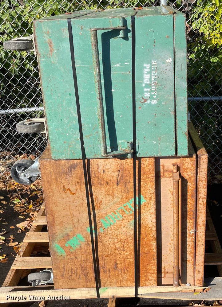 image for item JD9241 (2) job boxes