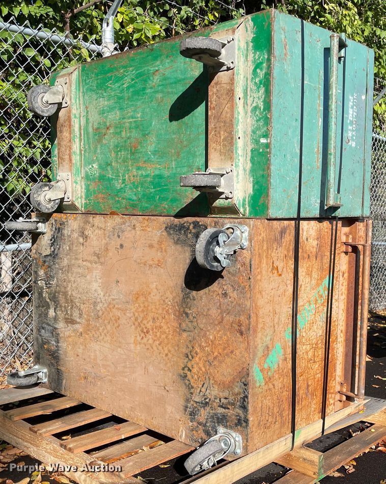 image for item JD9241 (2) job boxes