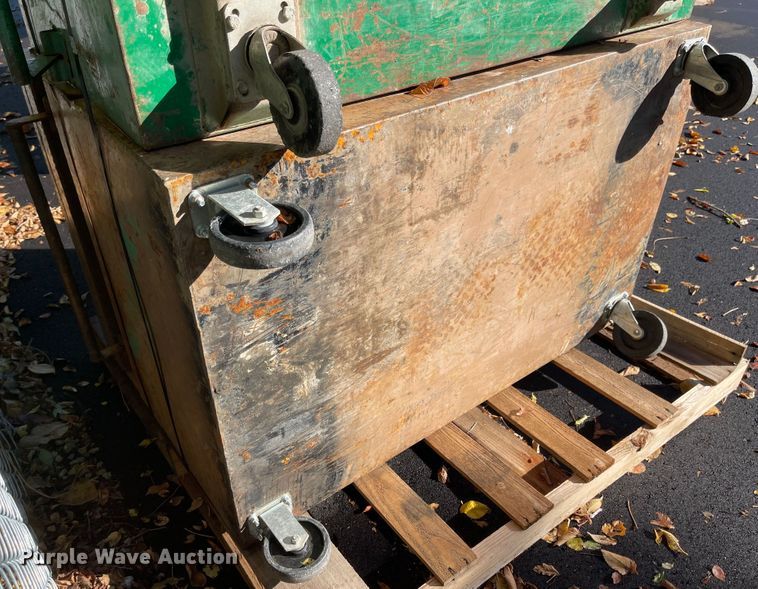 image for item JD9241 (2) job boxes