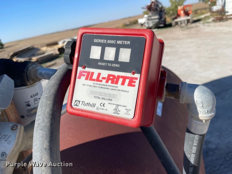 image for item JD9245 (2) fuel tanks