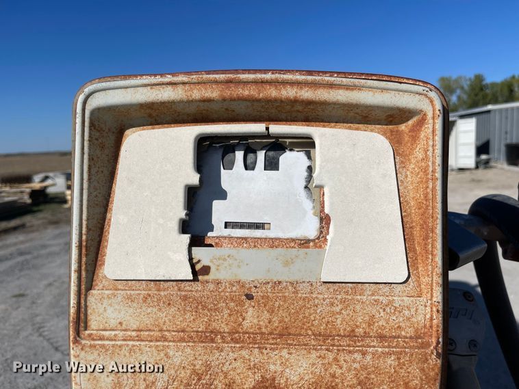 image for item JD9245 (2) fuel tanks