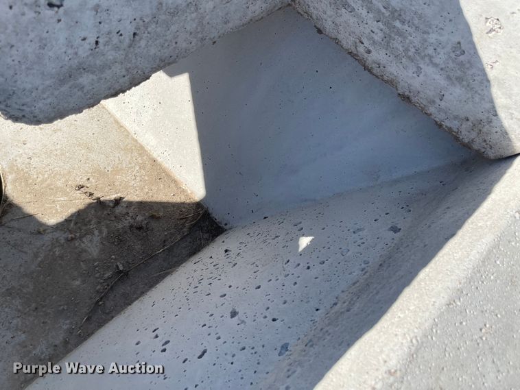 image for item JD9246 Livestock waterer