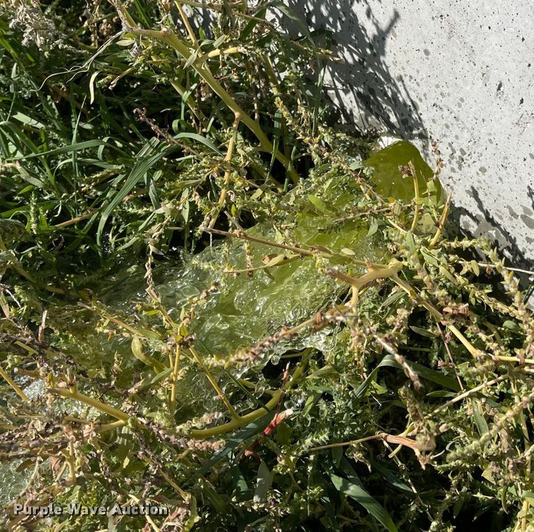 image for item JD9246 Livestock waterer