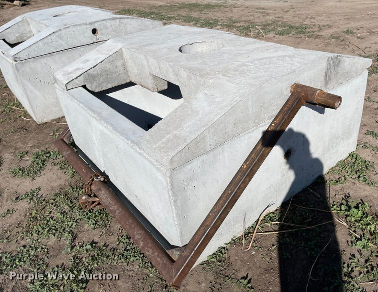 image for item JD9247 Livestock waterer