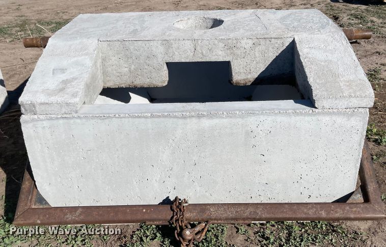 image for item JD9247 Livestock waterer