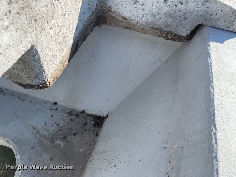 image for item JD9247 Livestock waterer