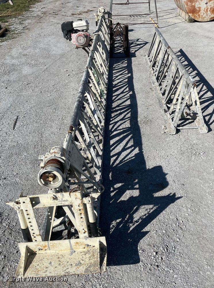 image for item JD9248 Truss screed