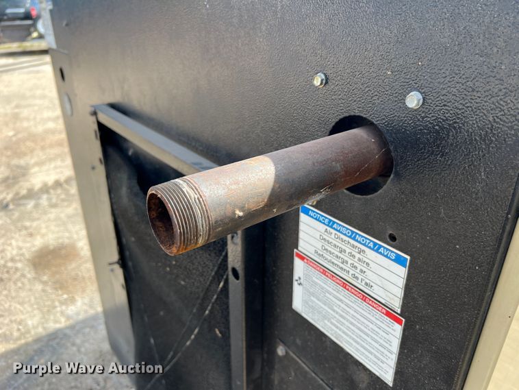 image for item JM9244 Ingersoll Rand SSR UP6-30-125  air compressor