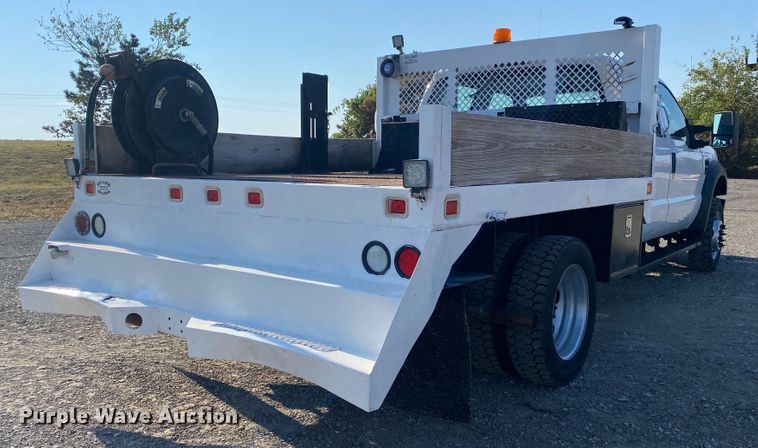 image for item JW9377 2008 Ford F550  flatbed truck