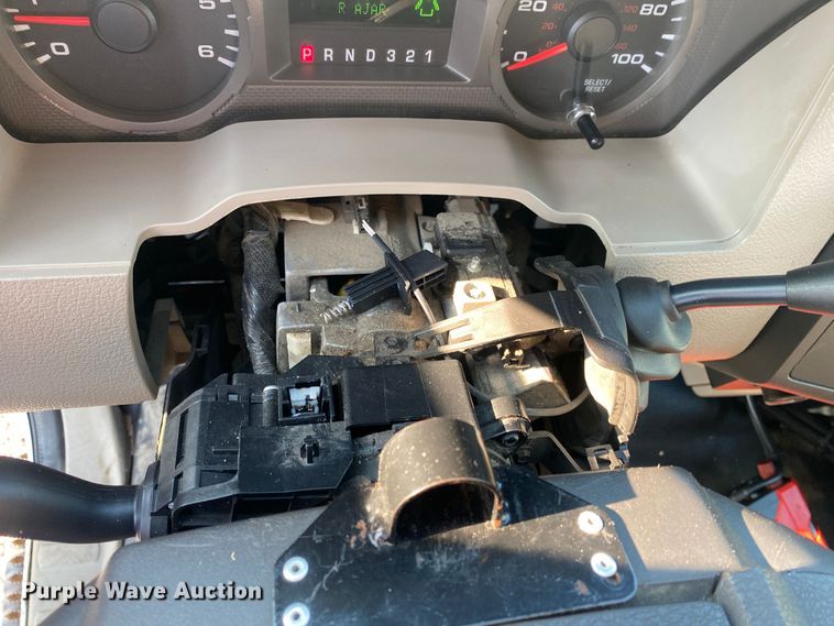 image for item JW9377 2008 Ford F550  flatbed truck