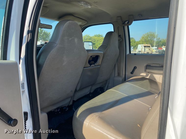 image for item JW9377 2008 Ford F550  flatbed truck