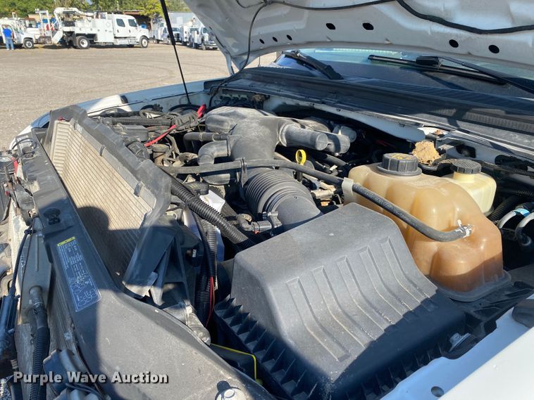 image for item JW9377 2008 Ford F550  flatbed truck