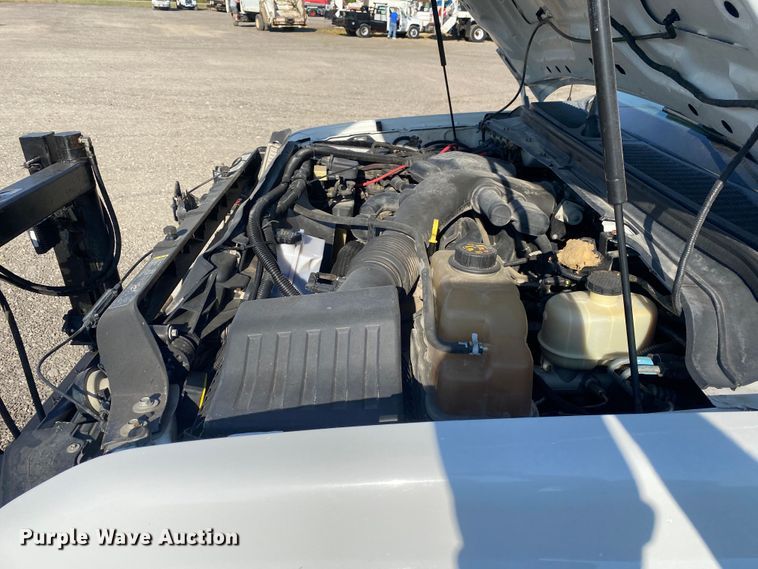 image for item JW9377 2008 Ford F550  flatbed truck