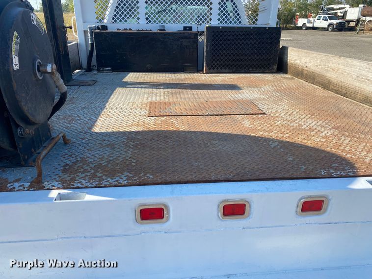 image for item JW9377 2008 Ford F550  flatbed truck