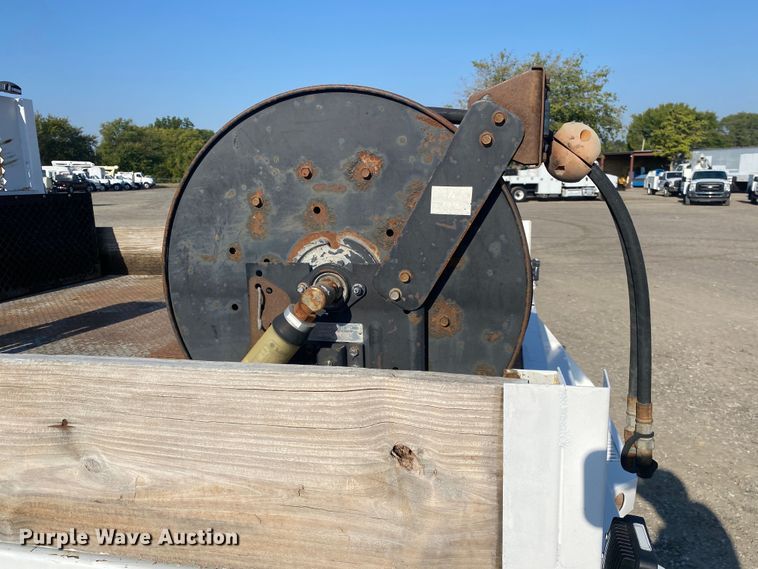 image for item JW9377 2008 Ford F550  flatbed truck