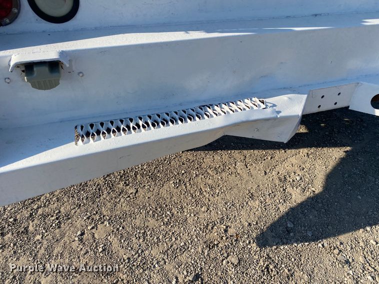 image for item JW9377 2008 Ford F550  flatbed truck