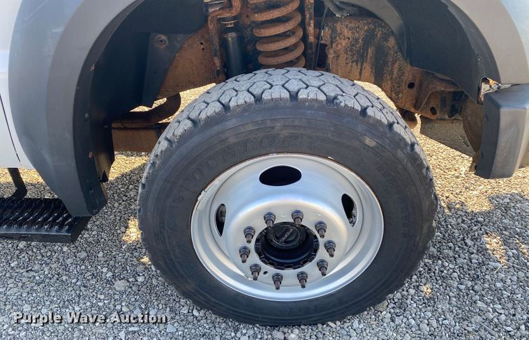 image for item JW9377 2008 Ford F550  flatbed truck