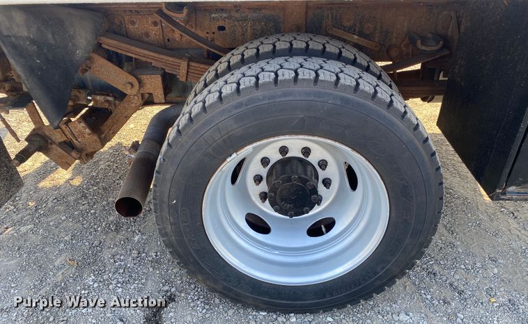 image for item JW9377 2008 Ford F550  flatbed truck